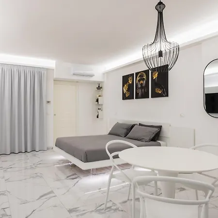 Apartment Superior Station